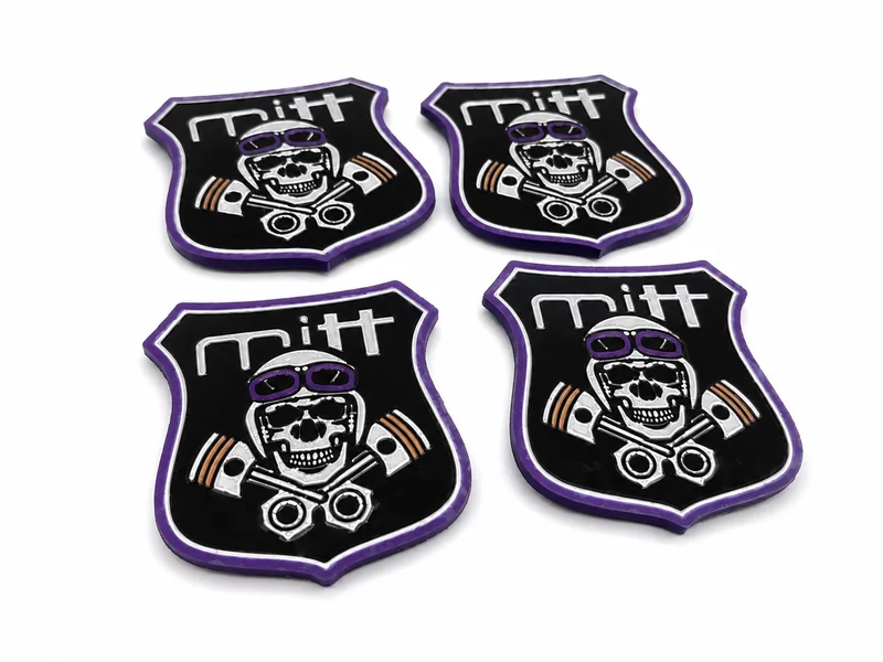 Chapas y emblemas personalizados impresos en 3D